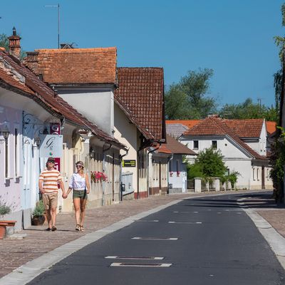 Sprehod skozi mesto, foto Jošt Gantar.jpg